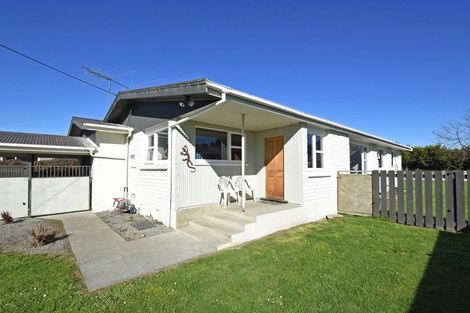 Photo of property in 28 Great North Road, Winton, 9720