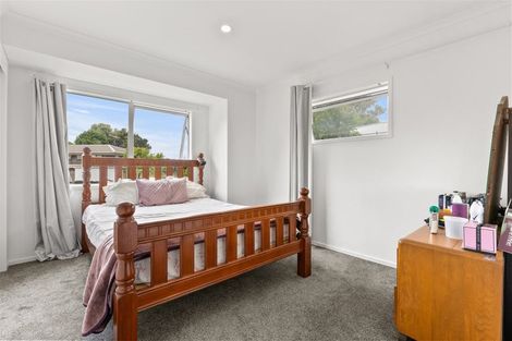 Photo of property in 11a Hollinbrigg Place, Manurewa, Auckland, 2102