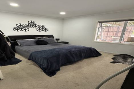 Photo of property in 20 Alma Street, Te Atatu South, Auckland, 0610