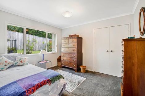 Photo of property in 1 Anchorite Way, Red Beach, 0932