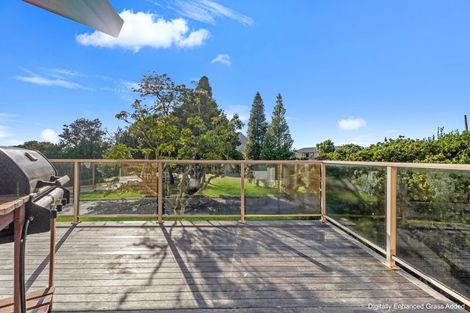 Photo of property in 17 Kauri Place, Tairua, 3508