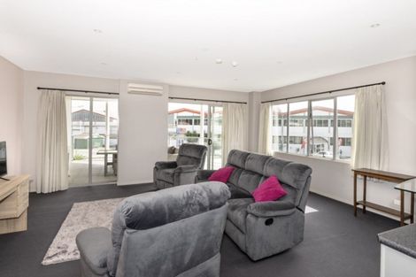 Photo of property in Bay View, 6/90 Customhouse Street, Gisborne, 4010