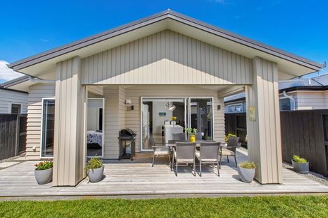 Photo of property in 5 Pimelea Street, Papamoa Beach, Papamoa, 3118
