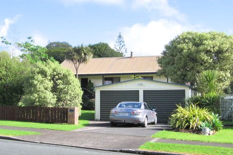 Photo of property in 19 Gilshennan Valley, Red Beach, 0932