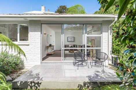 Photo of property in 15 Duchess Avenue, Dunedin Central, Dunedin, 9016
