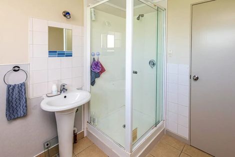 Photo of property in 180a Cornfoot Street, Castlecliff, Whanganui, 4501