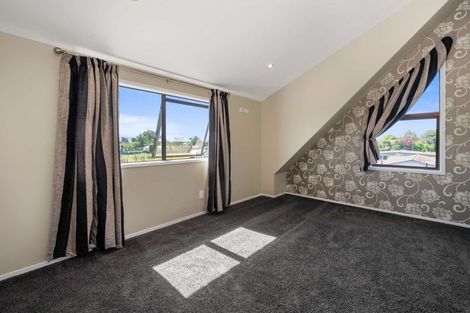 Photo of property in 50c Robinson Avenue, Holdens Bay, Rotorua, 3010