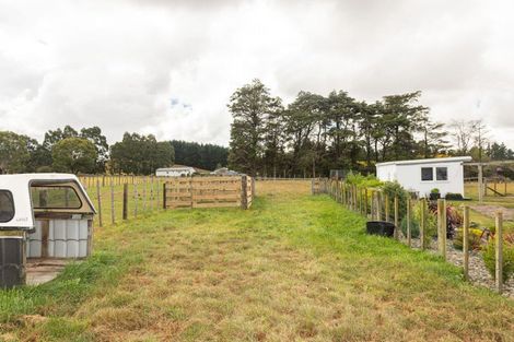 Photo of property in 881 Cowper Road, Dannevirke, 4976