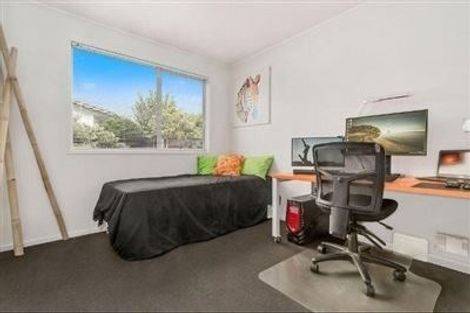 Photo of property in 2/23 Mildmay Road, Henderson, Auckland, 0610