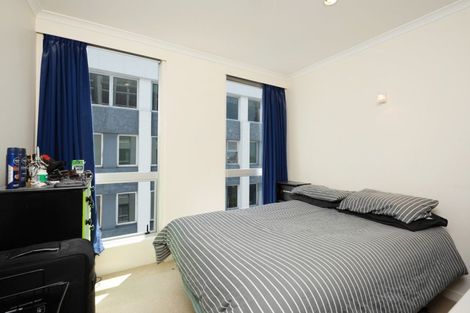 Photo of property in Terrace Heights Apartments, 13d/163 The Terrace, Wellington Central, Wellington, 6011