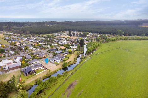 Photo of property in 6 Riverside Lane, Spencerville, Christchurch, 8083