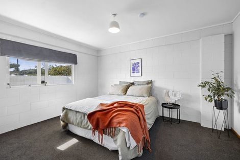 Photo of property in 79a Barrett Street, Westown, New Plymouth, 4310