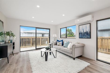 Photo of property in 9b Edwards Avenue, Henderson, Auckland, 0610