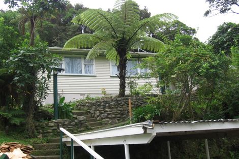 Photo of property in 61 Bird Grove, Stokes Valley, Lower Hutt, 5019