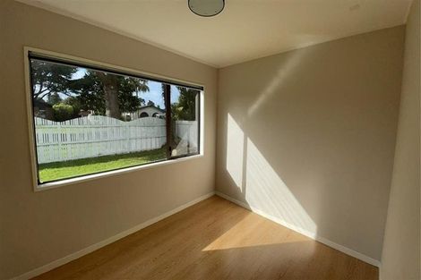 Photo of property in 1/23 Beaumaris Way, Conifer Grove, Takanini, 2112