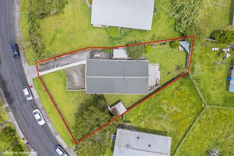 Photo of property in 30 Taurus Crescent, Beach Haven, Auckland, 0626