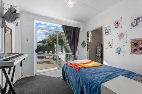 Photo of property in 5 Parera Grove, Heretaunga, Upper Hutt, 5018