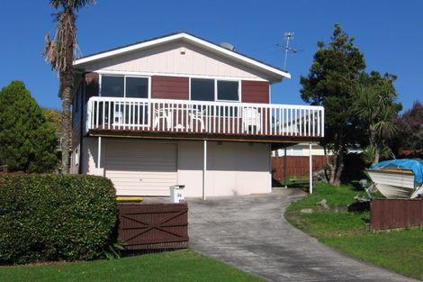 Photo of property in 30 Bodi Place, Te Atatu South, Auckland, 0610