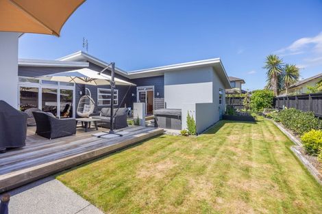 Photo of property in 19 Shalimar Place, Huntington, Hamilton, 3210