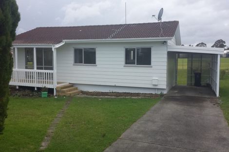 Photo of property in 11 Balwyn Place, Clendon Park, Auckland, 2103