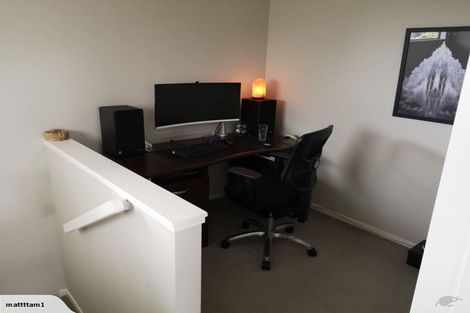 Photo of property in 24 Goldfinch Rise, Unsworth Heights, Auckland, 0632