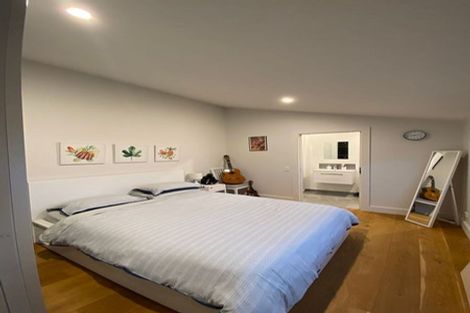 Photo of property in 83 Seatoun Heights Road, Seatoun, Wellington, 6022