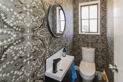 Photo of property in 33 Walbrook Crescent, Oamaru North, Oamaru, 9400