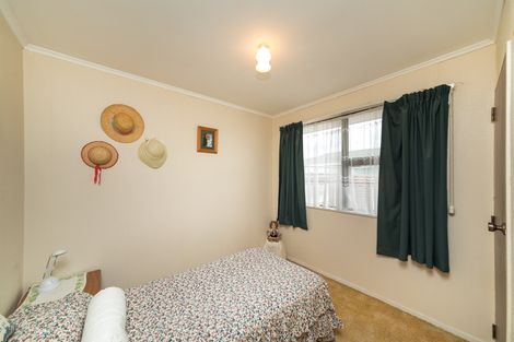 Photo of property in 722a Pioneer Highway, Takaro, Palmerston North, 4412