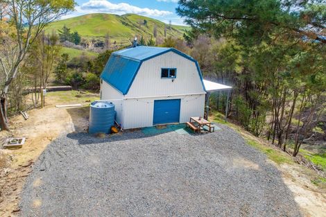 Photo of property in 437 Ellis Wallace Road, Eskdale, Napier, 4182