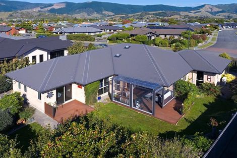 Photo of property in 4 Ruth Taylor Avenue, Stoke, Nelson, 7011