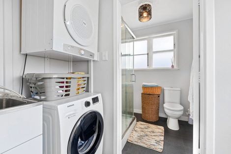 Photo of property in 80 Fairfield Road, Fairfield, Hamilton, 3214