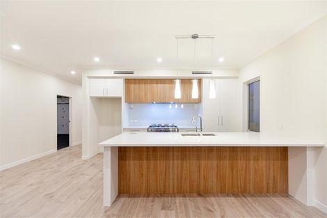 Photo of property in 175 Godfrey Drive, Orewa, 0931