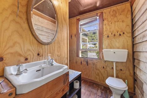 Photo of property in 3 Slant Street, Careys Bay, Port Chalmers, 9023