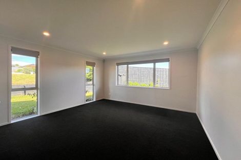 Photo of property in 8 Harriet Johnston Drive, Pokeno, 2402