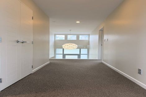 Photo of property in 70 Laurel Oak Drive, Schnapper Rock, Auckland, 0632