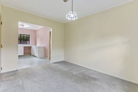 Photo of property in 2/162 Whitford Road, Somerville, Auckland, 2014