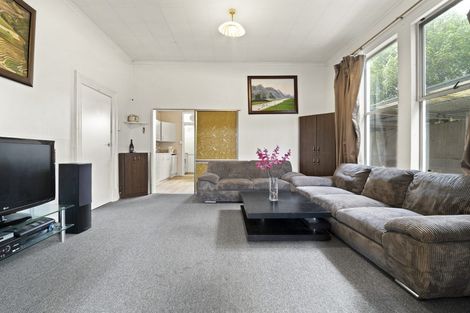 Photo of property in 28 Bathgate Street, South Dunedin, Dunedin, 9012