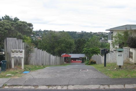 Photo of property in 38 Valley View Road, Glenfield, Auckland, 0629