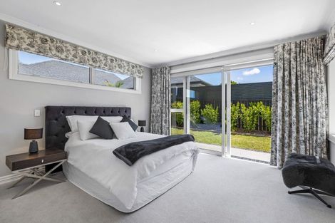 Photo of property in 8a Jelas Drive, Riverhead, 0820