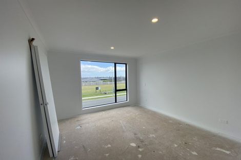 Photo of property in 3 Atutahi Lane, Papamoa Beach, 3118