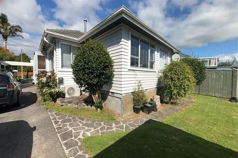 Photo of property in 21 Tainui Street, Welbourn, New Plymouth, 4312