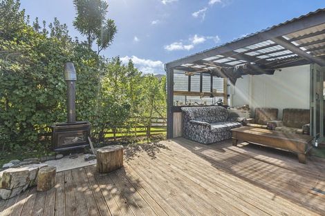 Photo of property in 4 Oha Street, Mokau, 4376