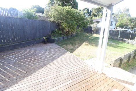 Photo of property in 7 Elizabeth Drive, West Harbour, Auckland, 0618