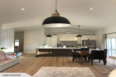 Photo of property in 35 Cassinia Close, Papamoa Beach, Papamoa, 3118