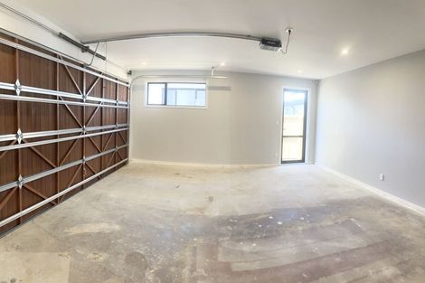 Photo of property in 2 Picnic Point Road, Hobsonville, Auckland, 0616