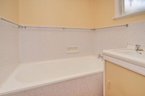 Photo of property in 31 Waiau Street, Cracroft, Christchurch, 8025