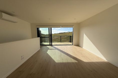 Photo of property in 6/23 Makomako Drive, Orewa, 0931