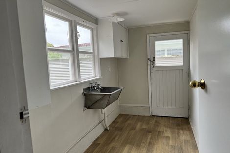 Photo of property in 38 Horopito Road, Waikanae, 5036