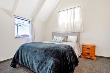 Photo of property in 2/10 Nortons Road, Avonhead, Christchurch, 8042