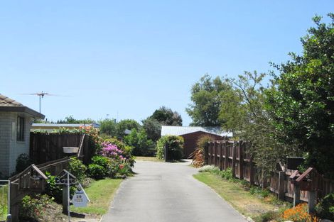 Photo of property in 2/29 Mchaffies Place, Wainoni, Christchurch, 8061